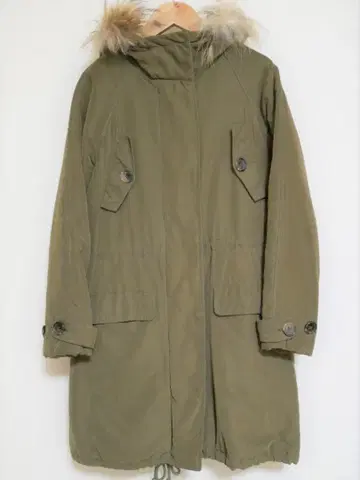 여성용 퍼 달린 올리브 모즈 코트