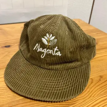 Magenta skateboards 자수 코듀로이 캡