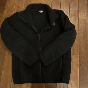 UNDER ARMOUR 블랙 플리스 자켓