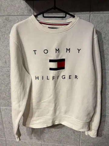 TOMMY HILFIGER 화이트 맨투맨 S