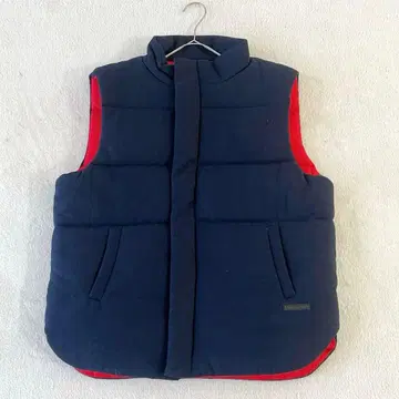 새상품급 HALYRUID 골프웨어 베스트 로고 자수 네이비 사이즈 L