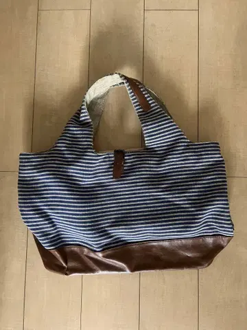BEAMS 토트백