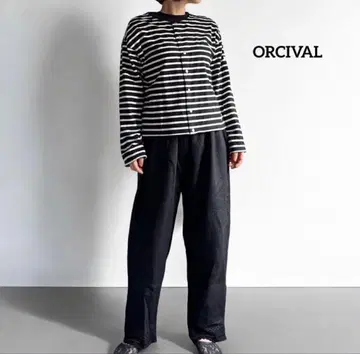 ORCIVAL 블랙 화이트 스트라이프 가디건