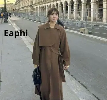 새상품 Eaphi gunpatch waist mark long coat