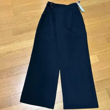 새상품 Loungedress 랩 팬츠 블랙