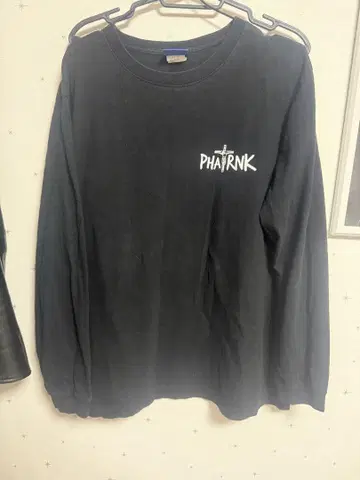 PHATRNK 블랙 긴팔 셔츠