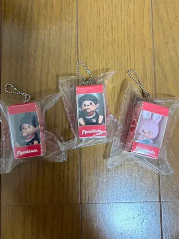 몽치치 앉은 패키지 피규어 키체인 컴플리트
