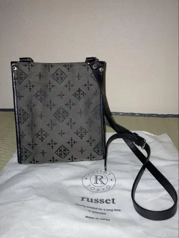 새상품급 russet 그레이 숄더백
