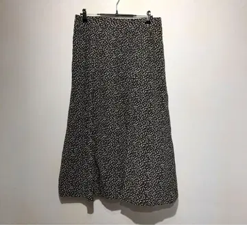 올 패턴 스커트 화이트 블랙