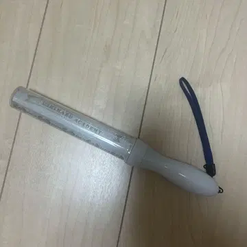 M!LK 카라첸 응원봉
