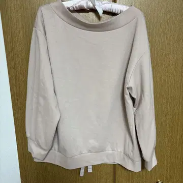 로즈 티아라 백리본 핑크 맨투맨
