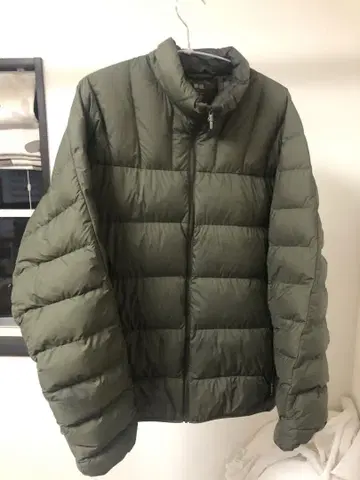 UNIQLO 유니클로 울트라 라이트 다운 자켓/3D 컷 XL 카키