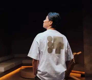 Hiki sauna 오리지널 빅 실루엣 T셔츠