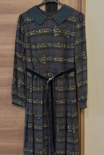 Jane Marple 로고 리본 원피스 그레이