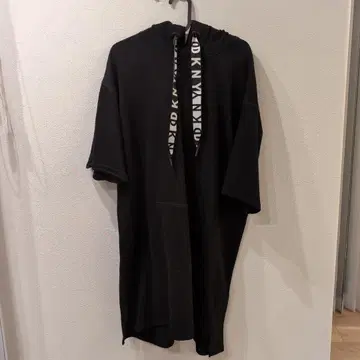 DKNY SPORT 후드 부착 블랙 원피스 반팔