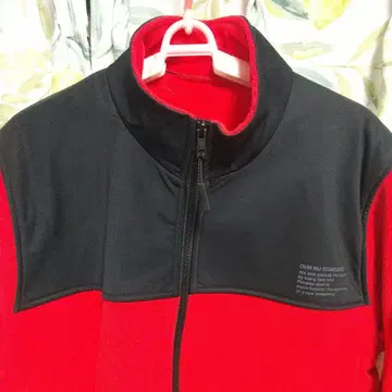 아즐 AZULE by MOUSSY 플리스 자켓 빨간색/블랙 풀 집업