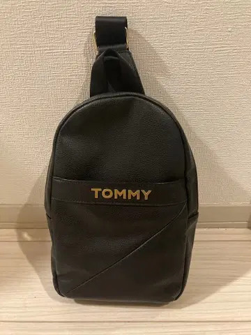 TOMMY 블랙 슬링백