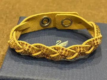 Swarovski 베이지 뜨개질 팔찌