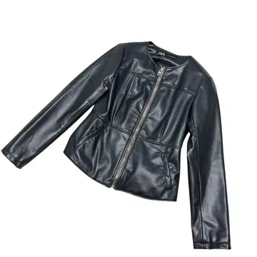 ZARA 블랙 페플럼 가죽 자켓 L 사이즈 아우터