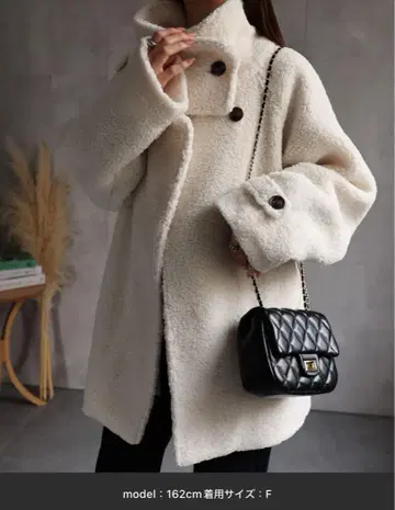 아이보리 플리스 자켓 F 사이즈