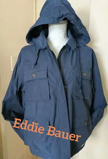 에디바우어 네이비 후드 부착 마운틴 파카