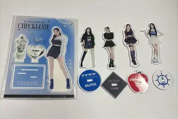 ITZY 유나 아크릴 스탠드 묶음 판매