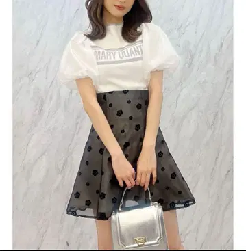 MERCURYDUO 데이지 플로키 프린트 백 레이스업 미니 치마바지