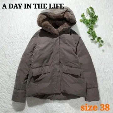 A DAY IN THE LIFE 인조 모피 후디드 숏 다운 38