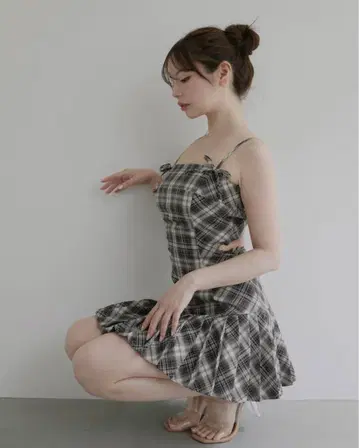 andmary Karen 체크 미니 원피스 베이지