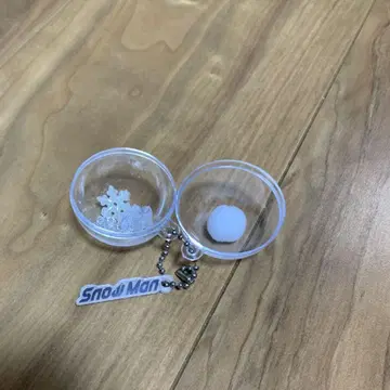 Snow Man 팝업 스노우볼 키링 무카이 코지 디자인