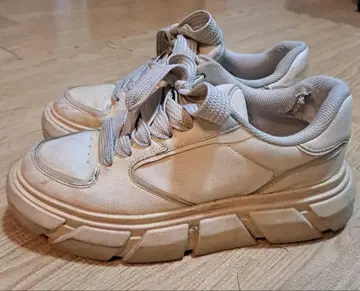 [ ZARA ] 41 청키 밑창 스니커즈