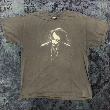 DARK NIGHT T셔츠 조커 JOKER
