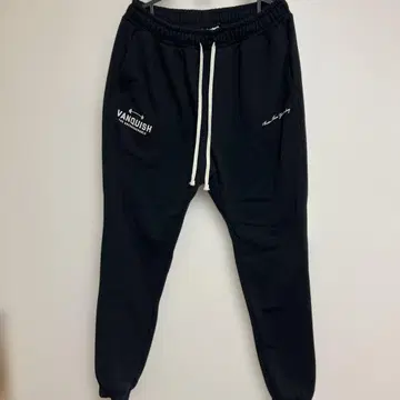 Vanquish fitness 블랙 맨투맨 조거 팬츠
