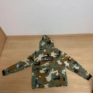 CHUMS 카모플라쥬 후드티