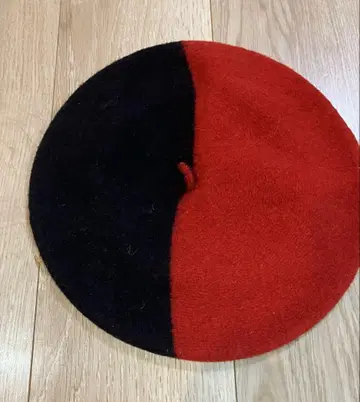 새상품급 Le Beret Francais 루 베레 프랑세 베레모