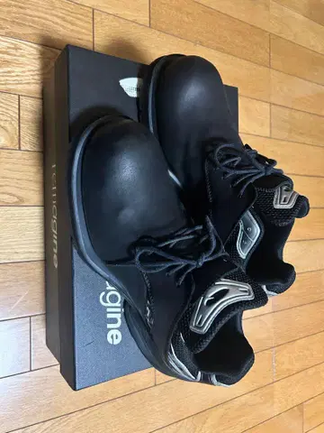 Remagine STARTING BIGGER HYBRID DERBY 40