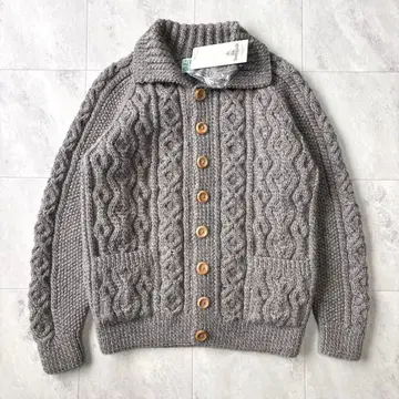 [ 미사용 새상품 ] 인버아란 3A LUMBER CARDIGAN 블랙