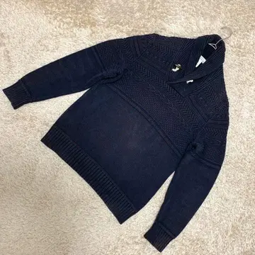H&M L.O.G.G. 숄카라 니트 네이비 M 코튼 100%