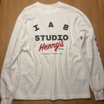IAB Studio Henry's Pizza 헨리스피자 긴팔 T셔츠