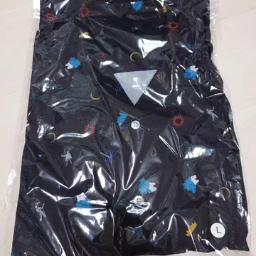 포르노그라피티 오픈 카라 셔츠 L 사이즈