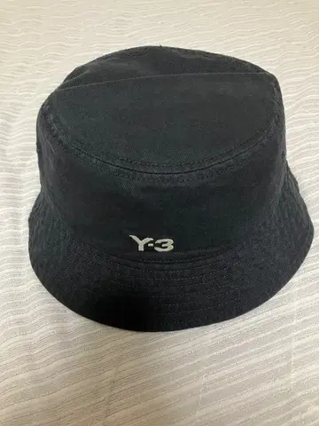 Y-3 버킷 햇