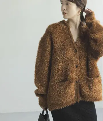 노블 미착용 브라운 퍼 가디건