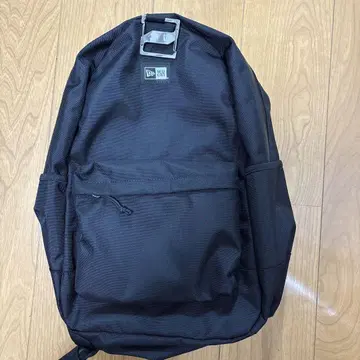 뉴에라 백팩 24L 뉴에라 캡 클립 세트 판매
