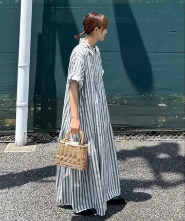 택 포함 새상품 [ CORNERS by KR ] 사이드 개더 셔츠 원피스