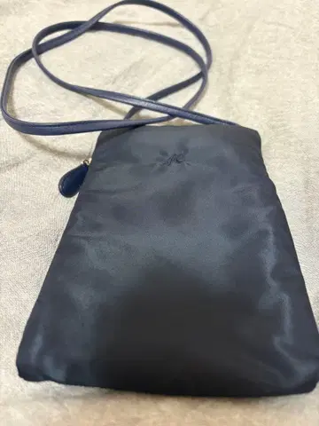 키타무라 스마트폰 숄더 사선 크로스 K 마크 자수 네이비