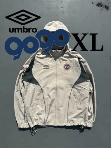 엄브로 고고 XL 후드 부착 자켓