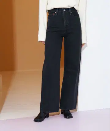 Levi's RIBCAGE WIDE LEG 블랙 24인치