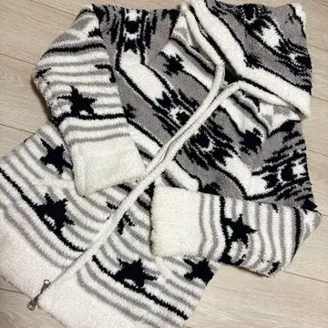로데오 크라운 L 후드 부착 니트 후드티 플리스