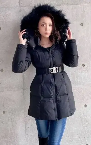 GYDA 2023 후드 부착 블랙 다운 자켓