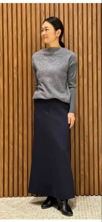 미사용 새상품 택 포함 Dem Luxe 플러피 보트넥 풀오버